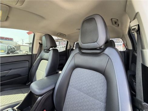 Used 2016 Chevrolet Colorado Z71 RWD image 18