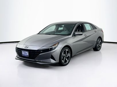 Used 2023 Hyundai Elantra SEL w/ Convenience Package