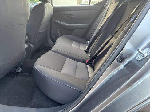 Used 2025 Nissan Sentra SV FWD image 22