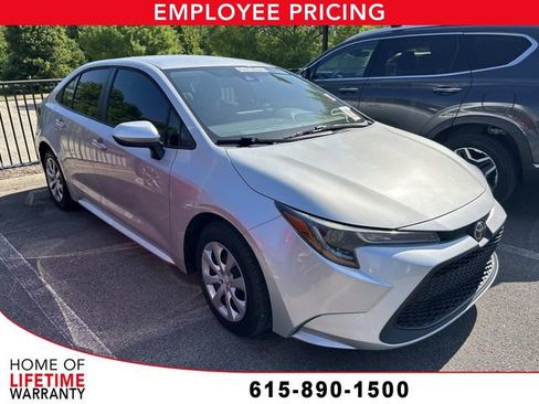 Used 2022 Toyota Corolla LE FWD image 1