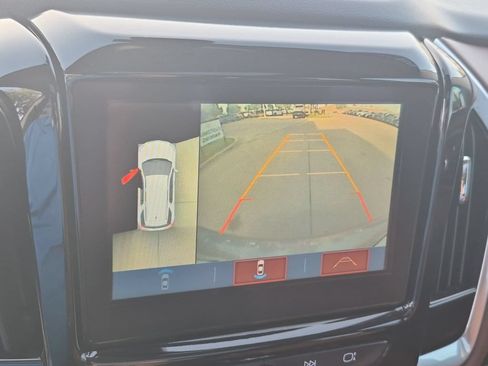 Used 2019 Chevrolet Traverse High Country AWD/4WD image 17