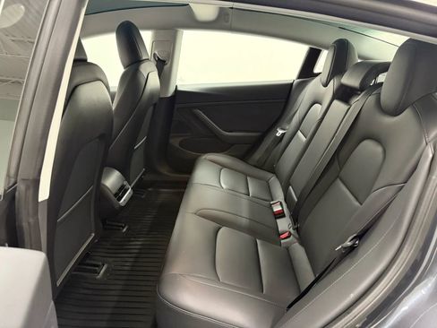 Used 2018 Tesla Model 3 Long Range image 28