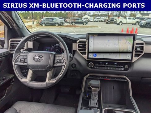 Used 2025 Toyota Tundra Limited image 13