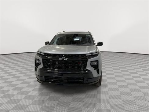 New 2026 Chevrolet Traverse RS w/ LPO, Floor Liner Package image 4