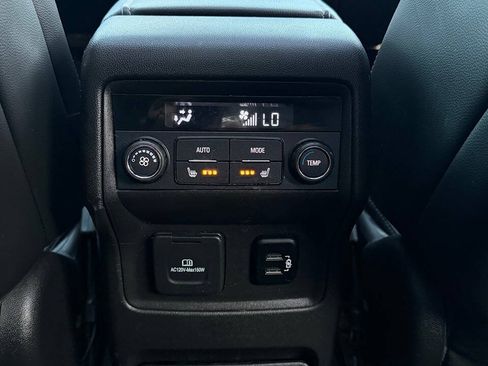 Used 2017 GMC Acadia SLT w/ LPO, Floor Liner Package AWD/4WD image 52