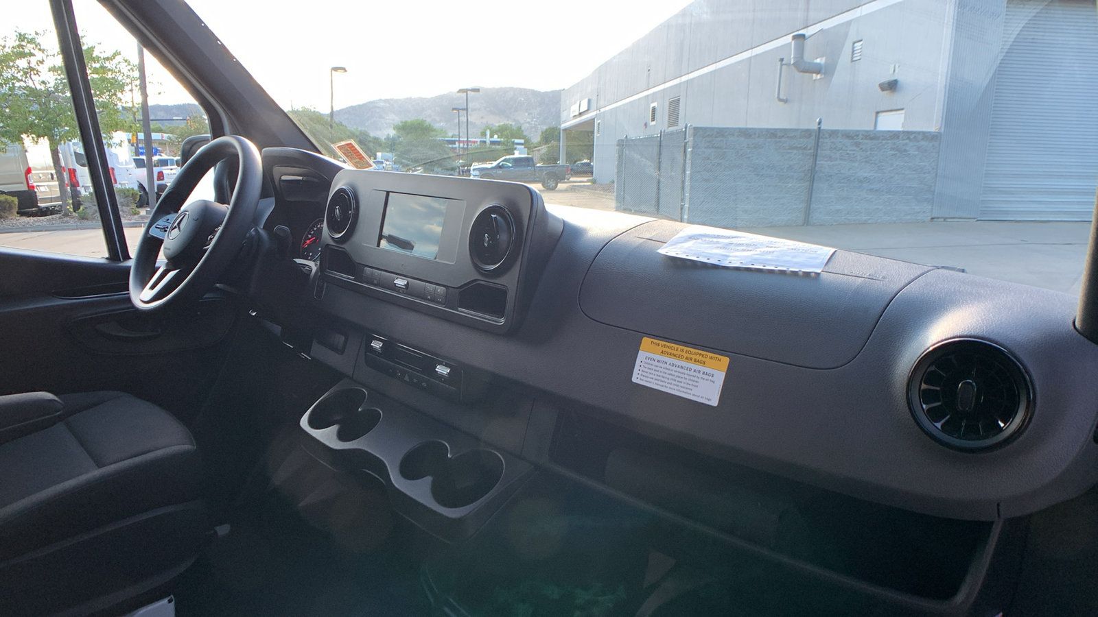 Used 2024 Mercedes-Benz Sprinter 2500 image 21