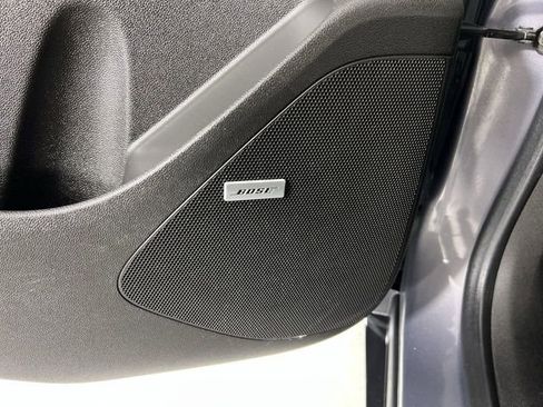 Used 2022 Chevrolet Bolt LT w/ Infotainment Package FWD image 23