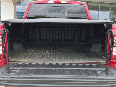 Used 2025 Ford Ranger XLT w/ Equipment Group 301A High RWD image 8