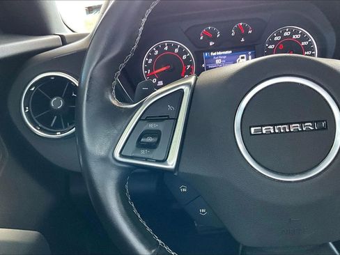 Used 2021 Chevrolet Camaro LT w/ RS Package image 10