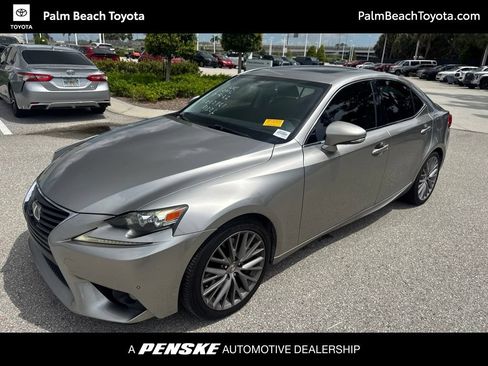 Used 2016 Lexus IS 200t w/ Premium Package RWD image 1