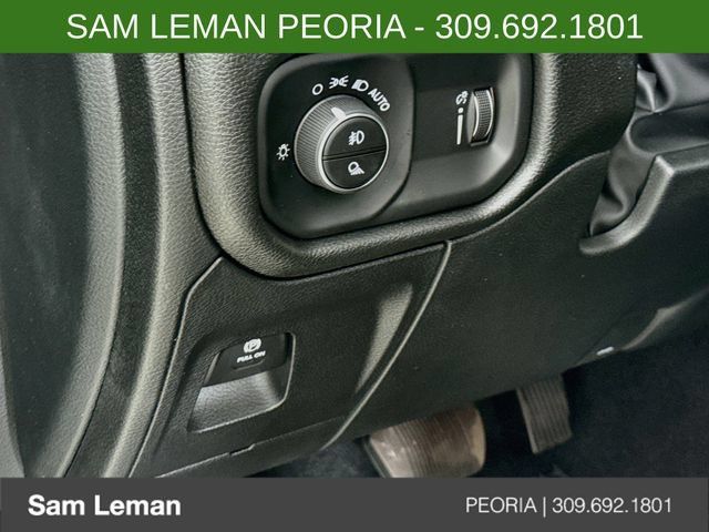 New 2026 RAM 1500 Express AWD/4WD image 10