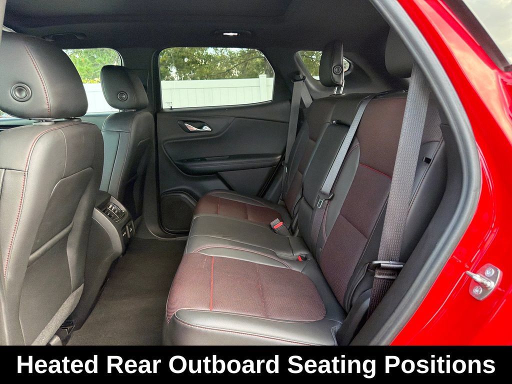 Used 2020 Chevrolet Blazer RS FWD image 32