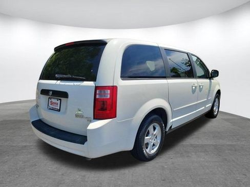 Used 2010 Dodge Grand Caravan SE w/ Popular Equipment Group FWD image 18