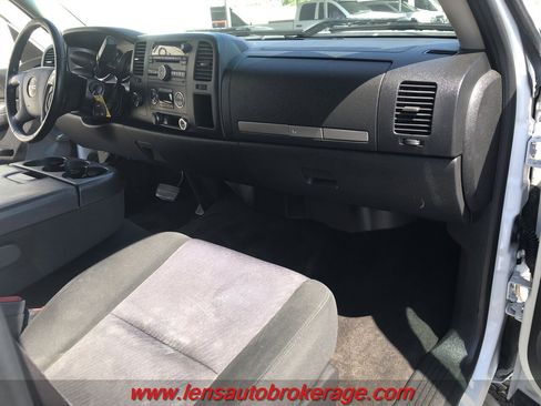 Used 2011 GMC Sierra 1500 SLE w/ Power Tech Package AWD/4WD image 21