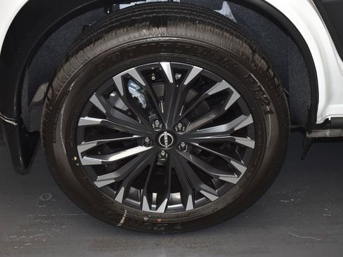 New 2026 Nissan Rogue Platinum w/ Platinum Premium Package image 5