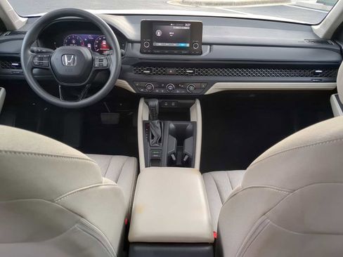 Used 2023 Honda Accord EX image 24