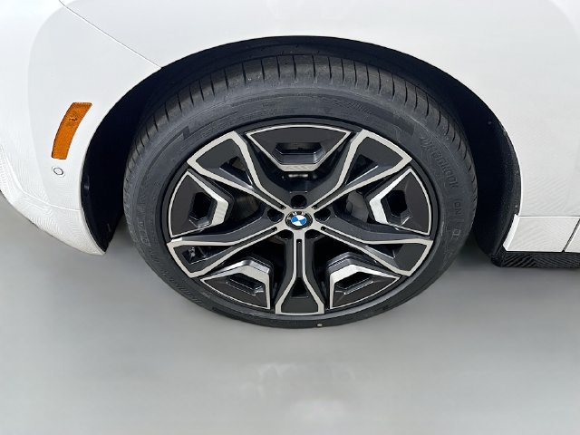 Used 2026 BMW iX xDrive45 AWD/4WD image 29