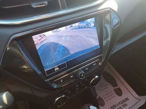 Used 2023 Chevrolet TrailBlazer RS w/ Sun and Liftgate Package image 10