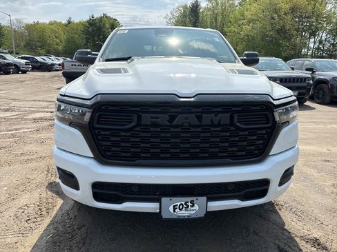 New 2026 RAM 1500 Express AWD/4WD image 8