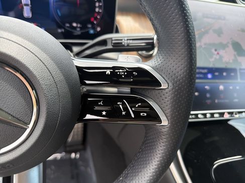 Certified 2025 Mercedes-Benz GLC 350e 4MATIC image 28