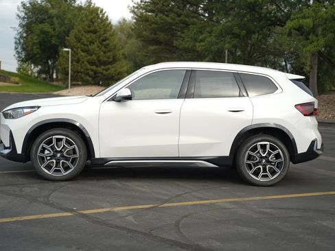 New 2026 BMW X1 xDrive28i w/ Convenience Package AWD/4WD image 2