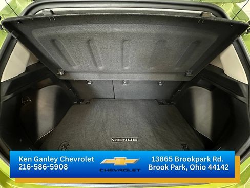 Used 2022 Hyundai Venue SE FWD image 19