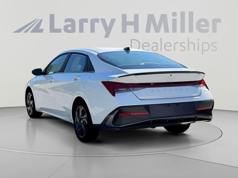 New 2026 Hyundai Elantra SEL Sport Premium FWD image 5
