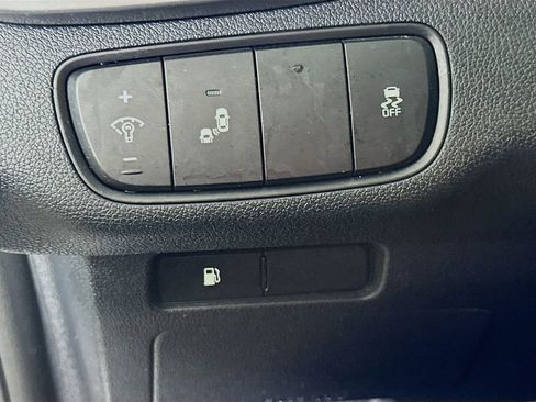 Used 2019 Kia Sorento FWD image 22