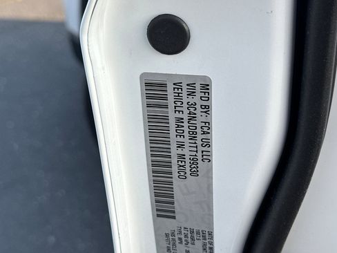 New 2026 Jeep Compass Latitude w/ Sun and Sound Group image 28