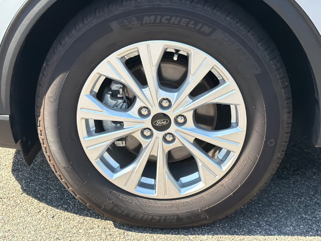 Used 2025 Ford Escape Active FWD image 13