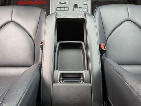 Certified 2023 Toyota Highlander XLE image 35