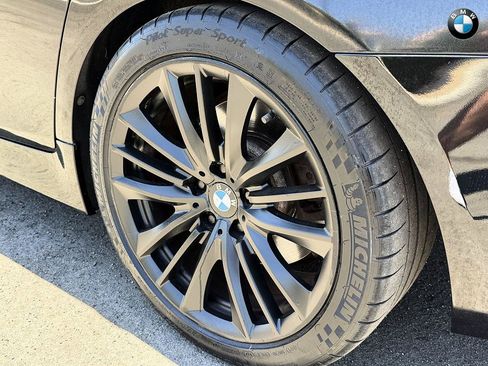 Used 2011 BMW 550i Sedan RWD image 9