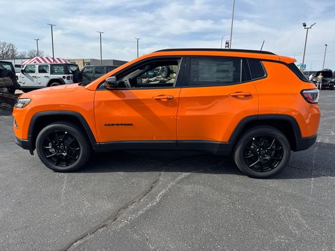 New 2026 Jeep Compass Latitude AWD/4WD image 3