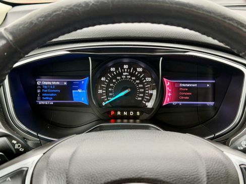 Used 2013 Ford Fusion Titanium w/ Titanium Driver Assist Pkg image 30