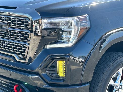 Used 2021 GMC Sierra 1500 Denali w/ Denali Ultimate Package image 10