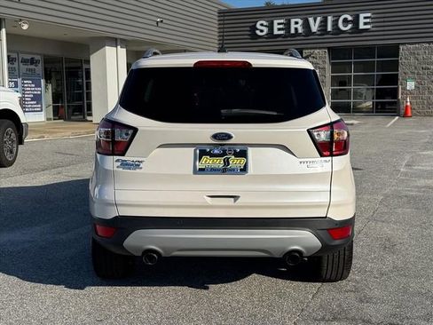 Used 2018 Ford Escape Titanium AWD/4WD image 4
