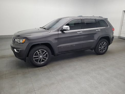 Used 2018 Jeep Grand Cherokee Limited image 2
