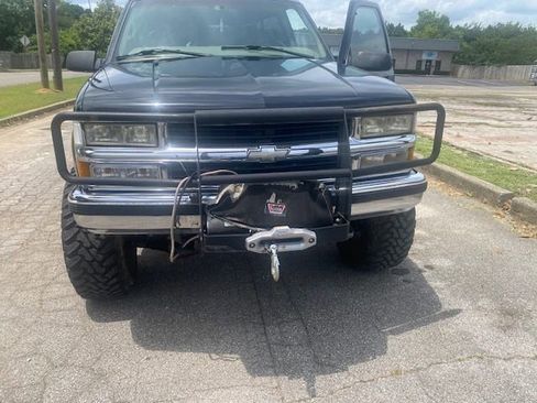 Used 1997 Chevrolet Tahoe 4WD 2-Door w/ Preferred Equipment Group 2 image 7