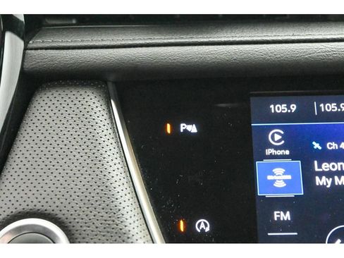 Certified 2023 Cadillac XT5 Sportv AWD/4WD image 38