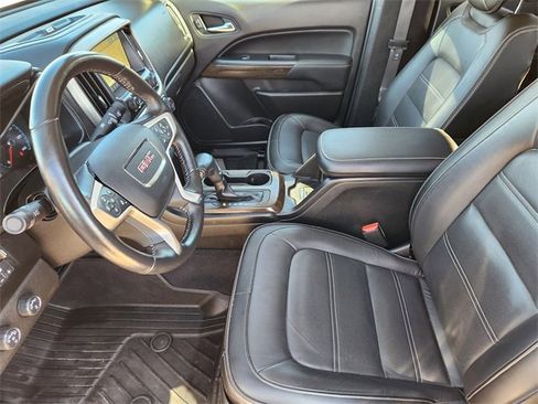 Used 2020 GMC Canyon Denali image 9