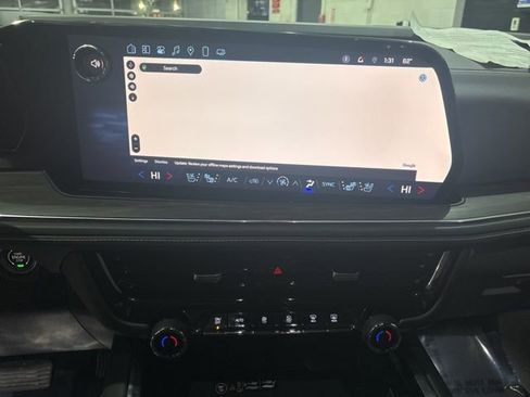 Used 2025 Chevrolet Tahoe Premier image 23