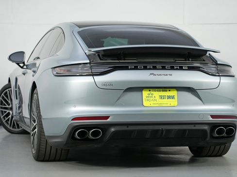 Used 2023 Porsche Panamera Platinum Edition RWD image 6