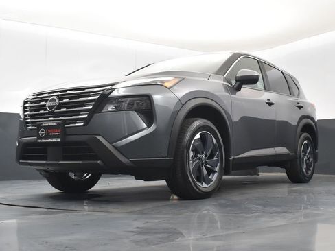 New 2026 Nissan Rogue SV image 39