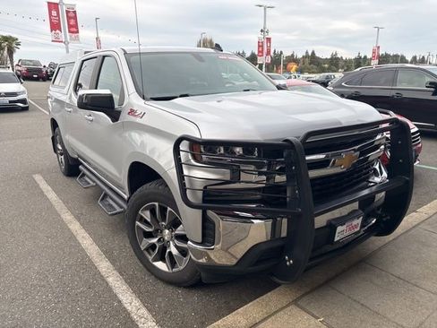 Used 2019 Chevrolet Silverado 1500 LT w/ All-Star Edition image 3