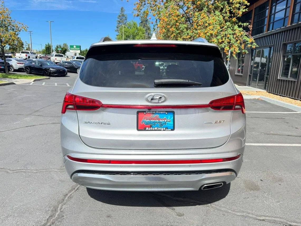 Used 2021 Hyundai Santa Fe Calligraphy w/ Cargo Package AWD/4WD image 4