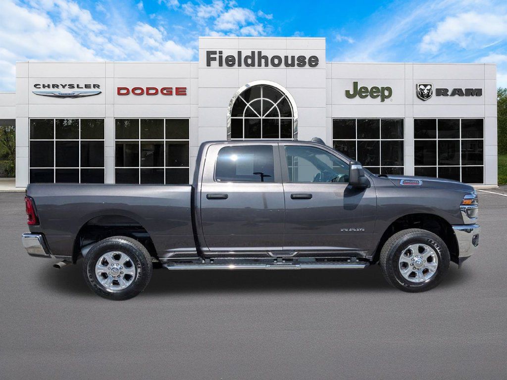 Used 2026 RAM 2500 Big Horn AWD/4WD image 5