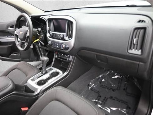 Used 2019 Chevrolet Colorado LT AWD/4WD image 26