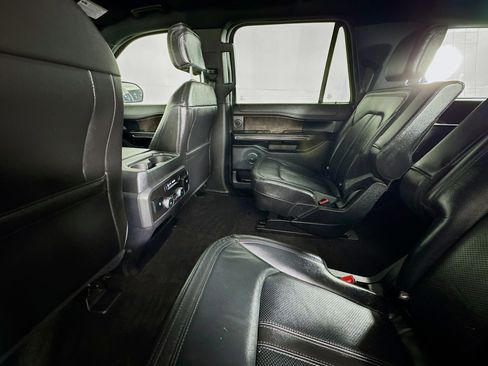Used 2020 Ford Expedition Max Limited image 24