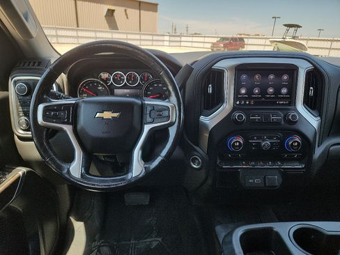 Used 2020 Chevrolet Silverado 1500 LT w/ Texas Edition AWD/4WD image 11