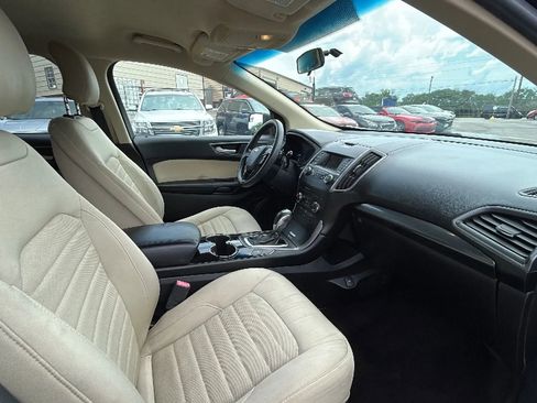 Used 2016 Ford Edge SE FWD image 35